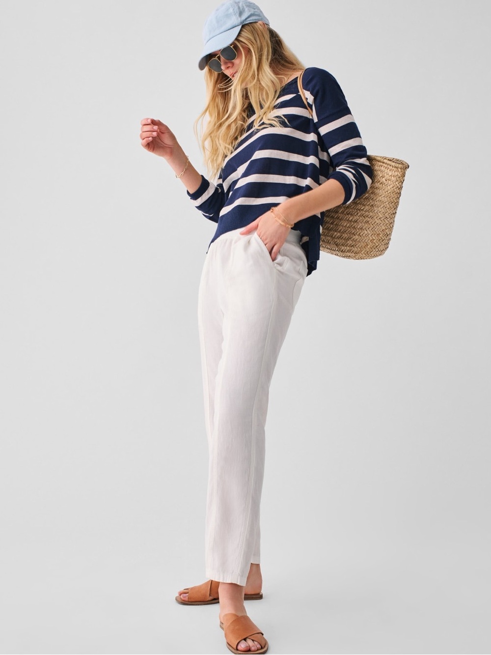 Faherty Golden Hour Crewneck Sweater Navy Calico Stripe Small NWT Nautical